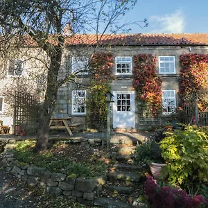 Holiday home The, Pickering